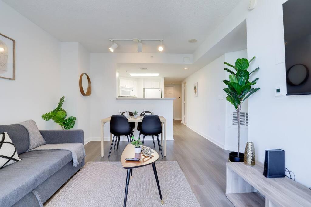 Bright Apartment Walk To Ballston Metro Arlington Eksteriør bilde