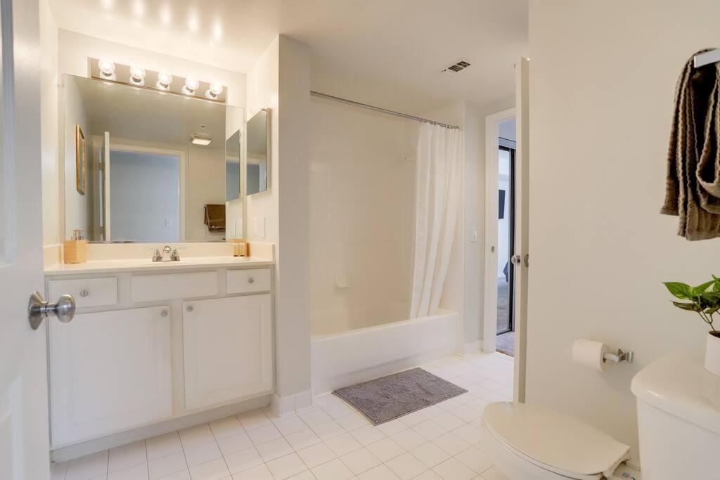 Bright Apartment Walk To Ballston Metro Arlington Eksteriør bilde